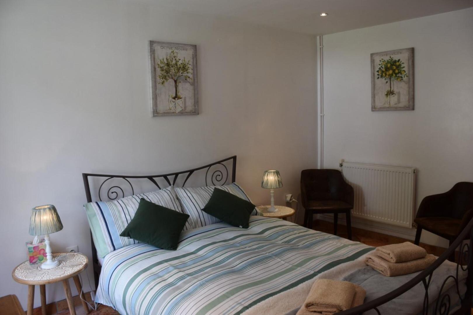 Libellule Bed & Breakfast Coussac-Bonneval Luaran gambar
